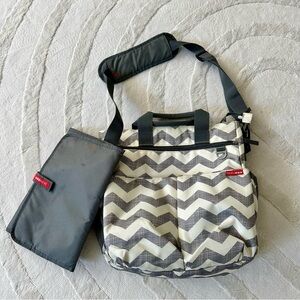 Skip Hop Duo Signature Diaper Bag